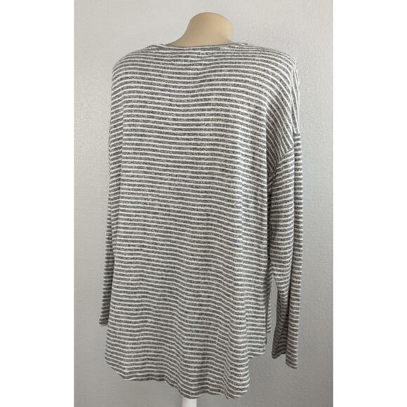 Style & Co Hannah Striped Top Gray Stripe 0X Scoop Lightweight Comfortable Relax - Picture 4 of 9